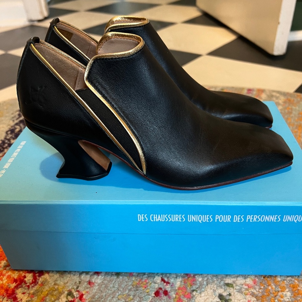 John Fluevog Prestige 6m Heel